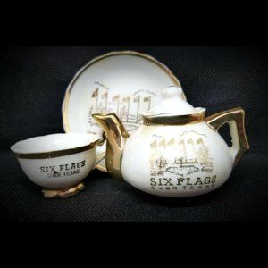Vintage Six Flags Over Texas Souvenir Miniature Te